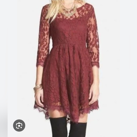 Free People Dresses & Skirts - Free People Floral Sheer Lace  Lined Burgundy Dress Womens Sz 0